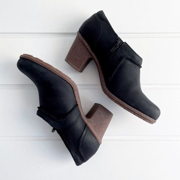 Clarks Women's Sashlin Aleta Ankle Zip Bootie In Black Leather Suede Size 10 NEW - Picture 3 of 14